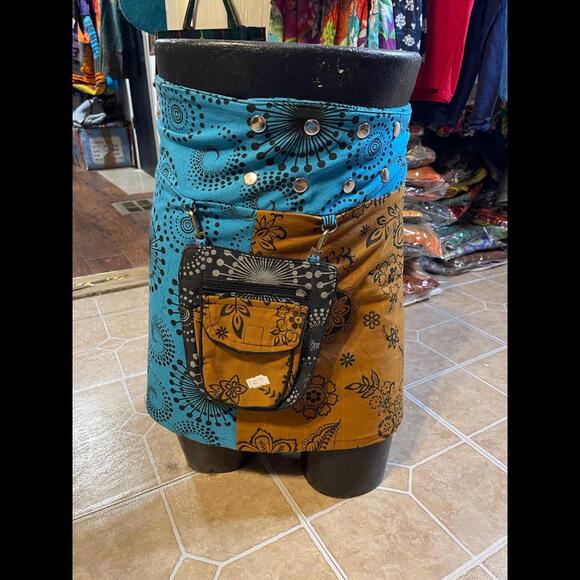 Wrapping mini-Skirt ( both side can wear also ) - Picture 6 of 12